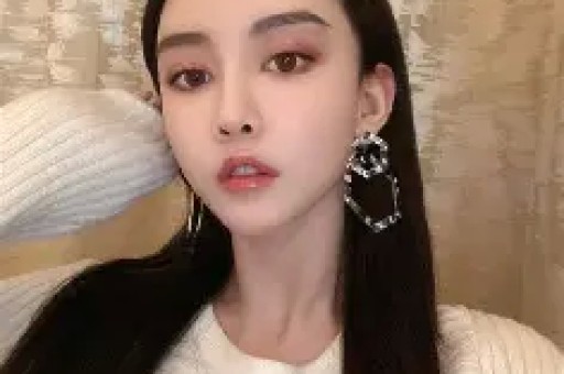 刘晓庆被指耍大牌现身河南万岁山和王婆同台全场冷脸拒讲话 刘晓庆被指耍大牌现身河南万岁山和王婆同台全场冷脸拒讲话